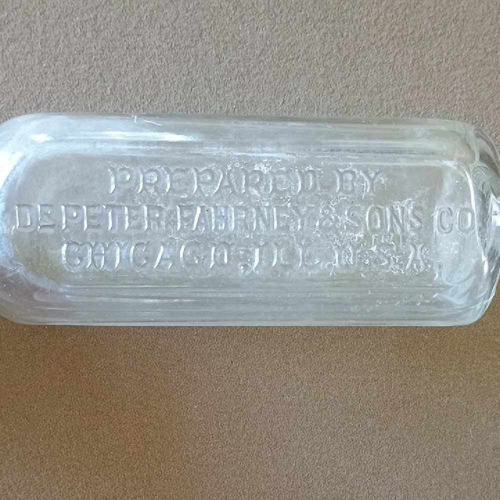 Vintage Clear Glass Bottle - Picture 4 of 10